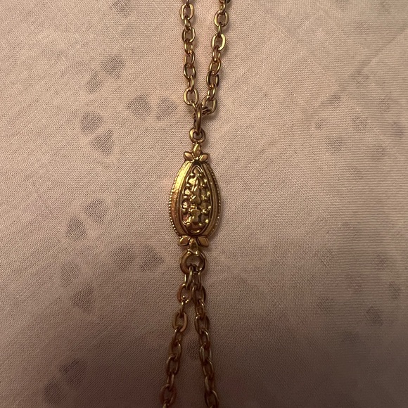 Gold Flower Oval Locket Necklace - Picture 3 of 6